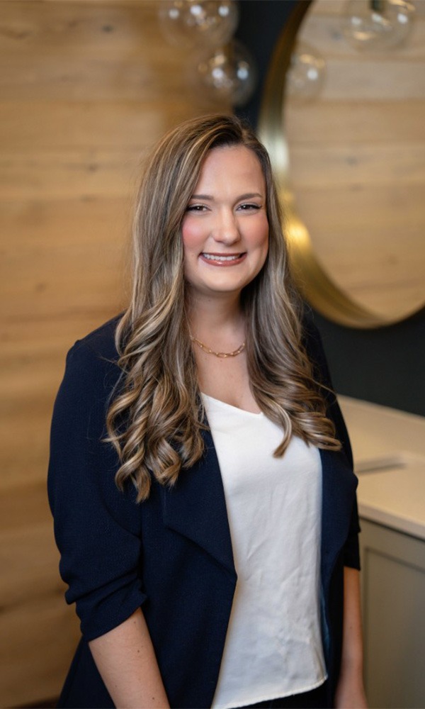 Jordan Devoti headshot